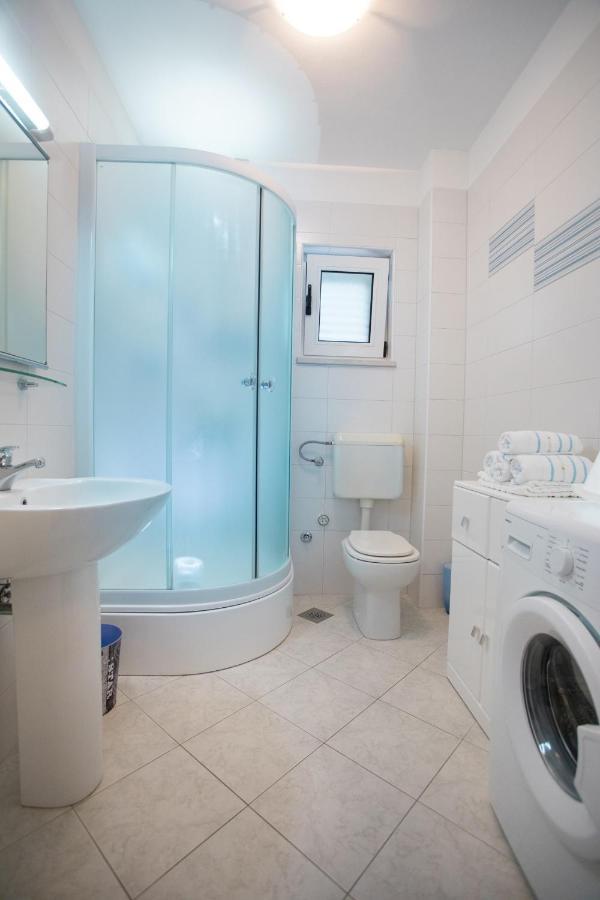 Apartments By The Sea Razanj, Rogoznica - 7484 Εξωτερικό φωτογραφία